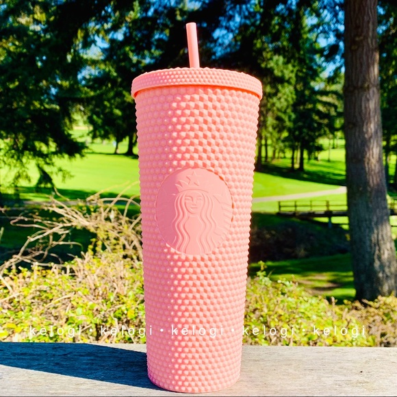 🎀LAST FEW🎀PRICE FIRM 2020 Pink Studded Cup - Picture 2 of 6